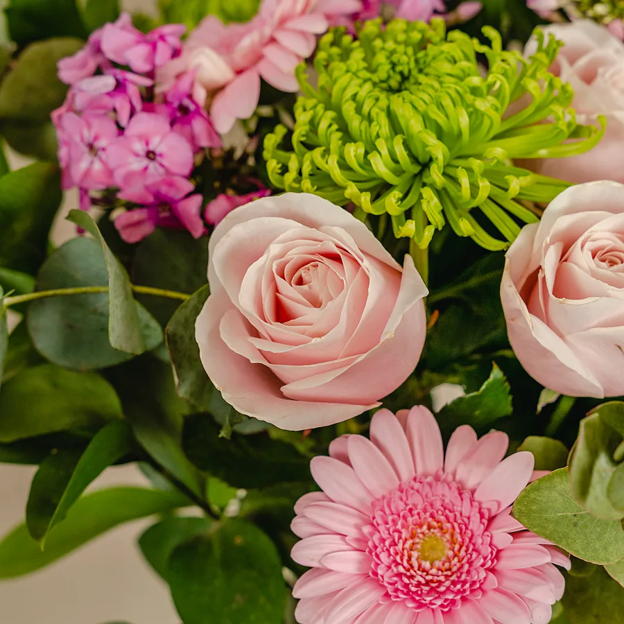 Roseate Garden | Haute Florist