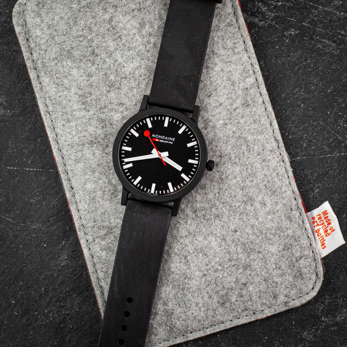 Mondaine Essence - Black Dial / Black Strap / 41mm